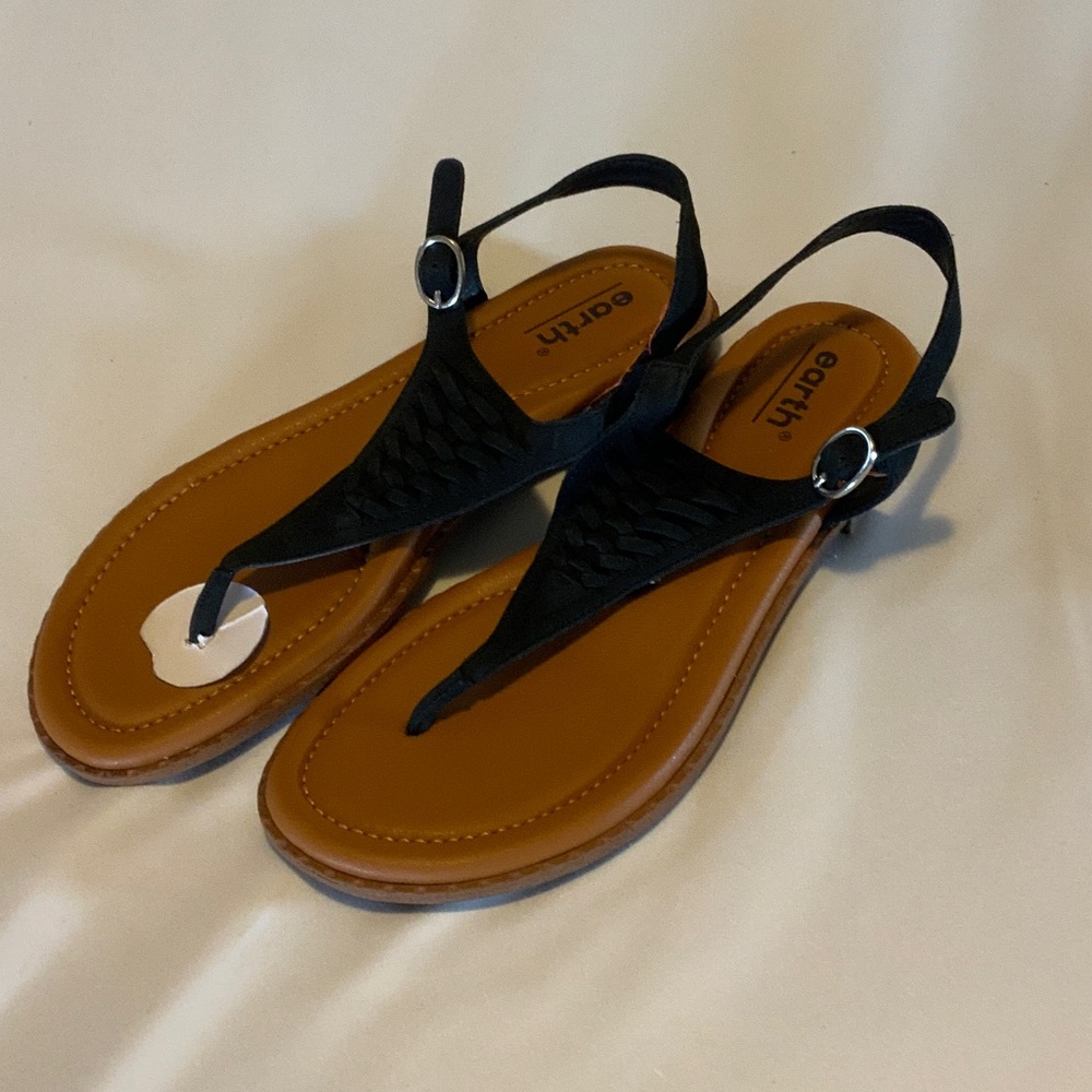 Earth Black and Brown Women's Sandals